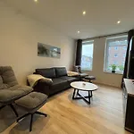 Haus Deichlust 1 *