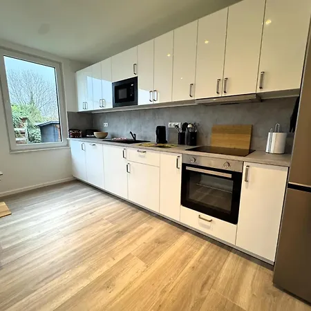 Haus Deichlust 1 *
